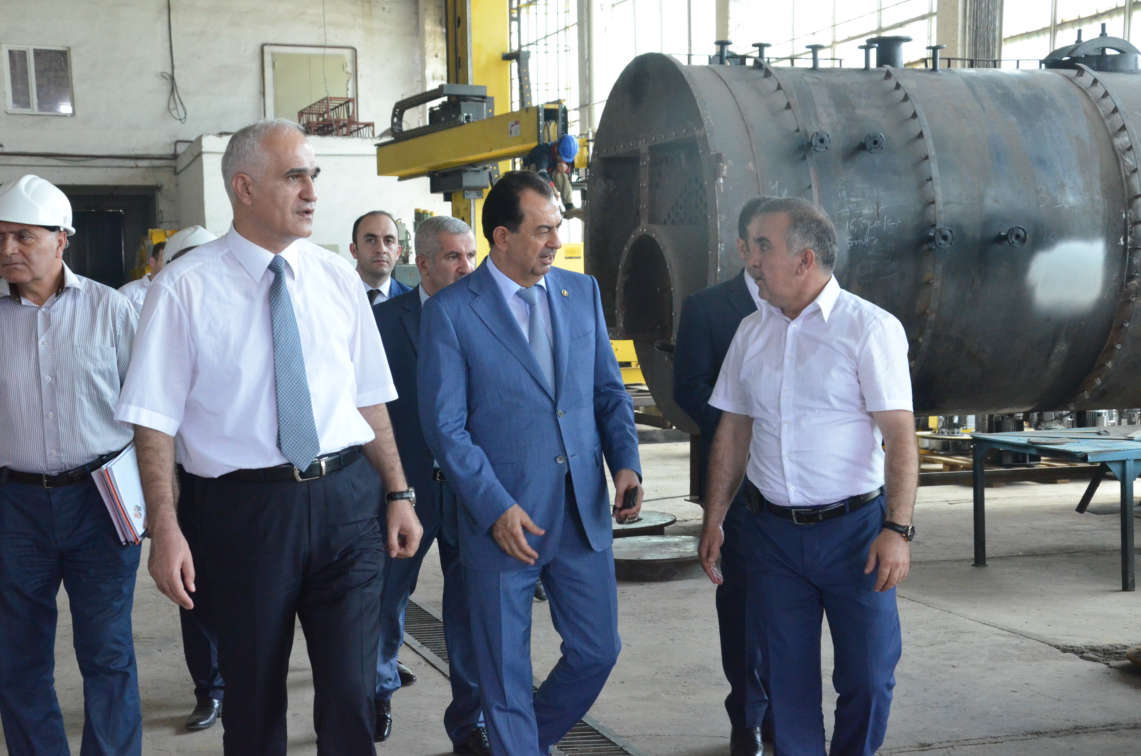 ŞAHİN MUSATAFAYEV ZAVODUMUZDA BAŞ ÇƏKDİ